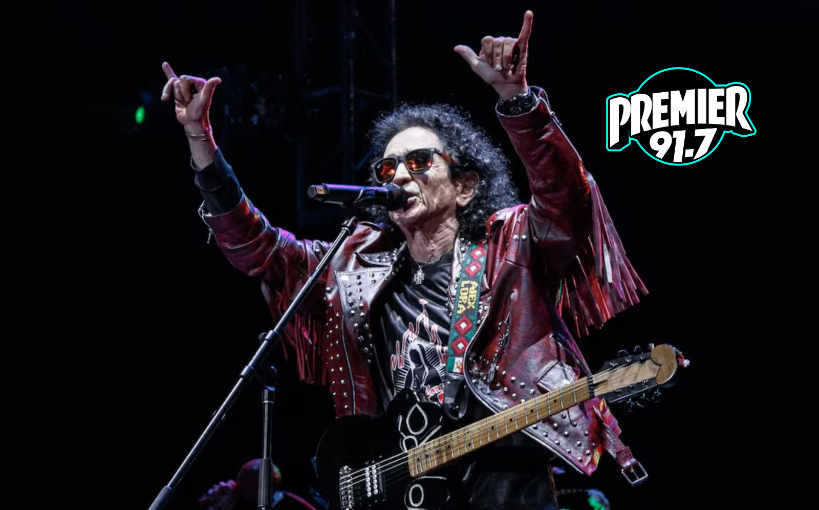 ¡Tremendo susto! Pantalla cae en pleno concierto de ‘El Tri’ en el Auditorio Nacional