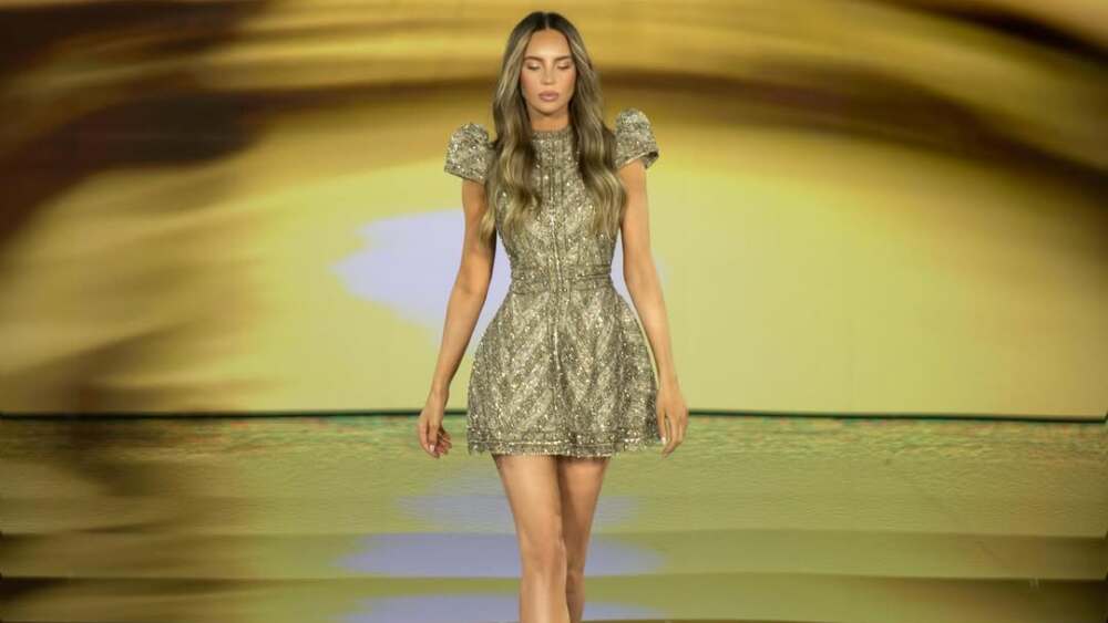 ‘Tengo el menisco roto’: Belinda responde a críticas por su caminata en la Fashion Week