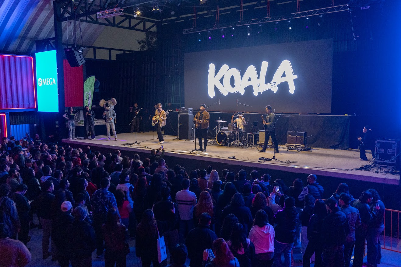 Festival Nü reúne a cientos de regios gratis en noche de corridos tumbados, rock y reggaetón