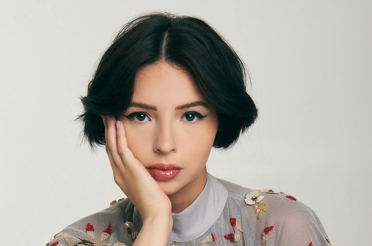 ¿Adiós a los escenarios? Ángela Aguilar publica emotivo video y enciende rumores en redes