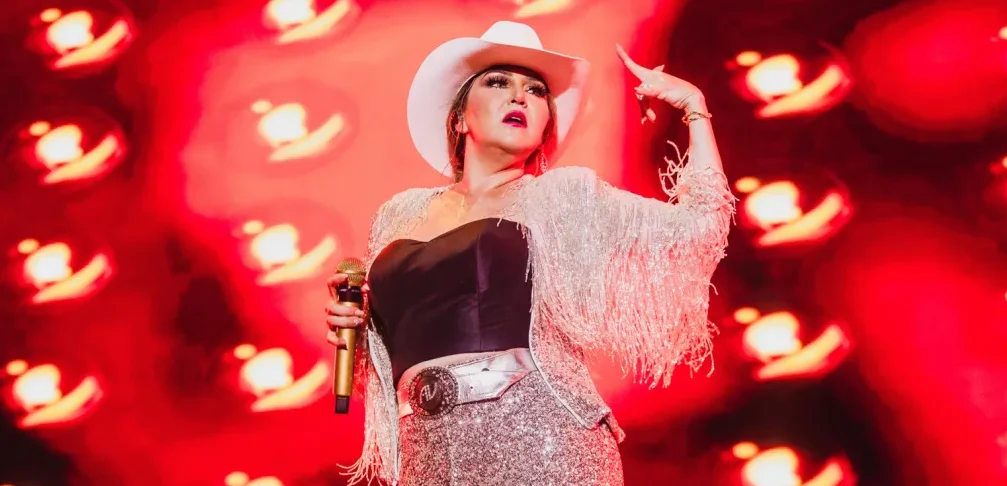 Critican a Alicia Villarreal tras posponer su concierto en Guanajuato el mismo día del evento